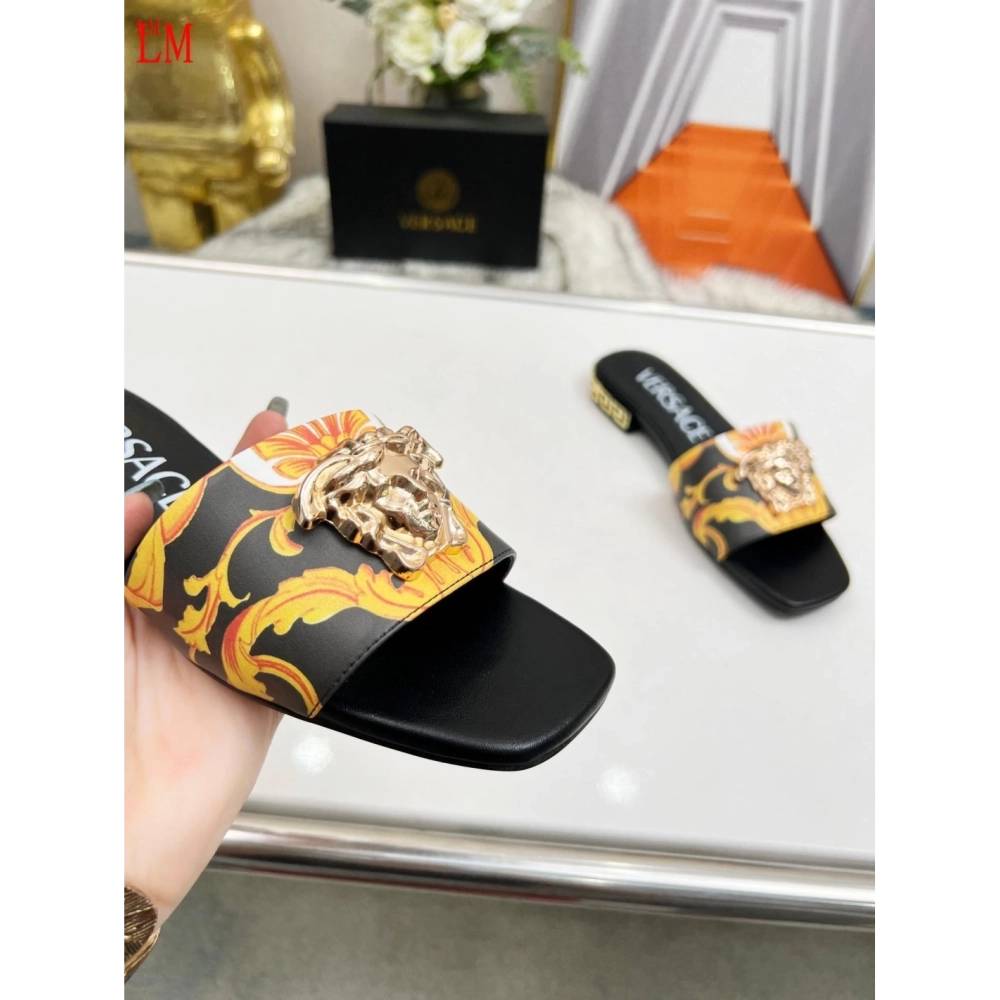 Versace slippers 111,Versace Slides,Slides Slippers,More Brands