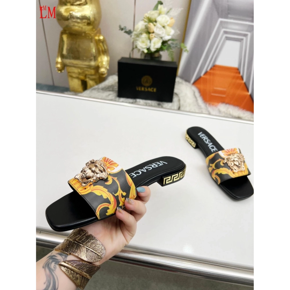 Versace slippers 111,Versace Slides,Slides Slippers,More Brands