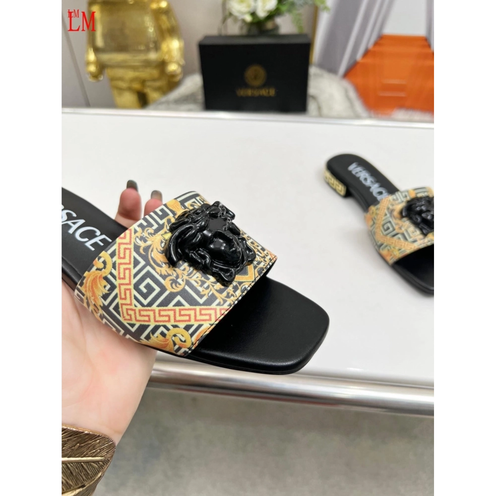 Versace slippers 113,Versace Slides,Slides Slippers,More Brands