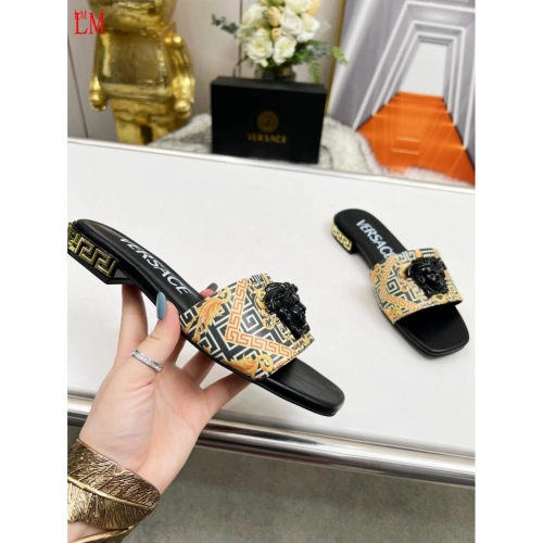 Versace slippers 113,Versace Slides,Slides Slippers,More Brands