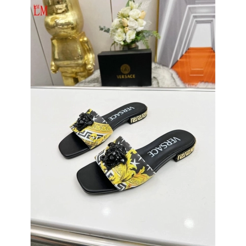 Versace slippers 114,Versace Slides,Slides Slippers,More Brands