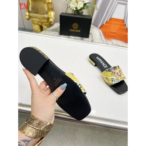 Versace slippers 115,Versace Slides,Slides Slippers,More Brands