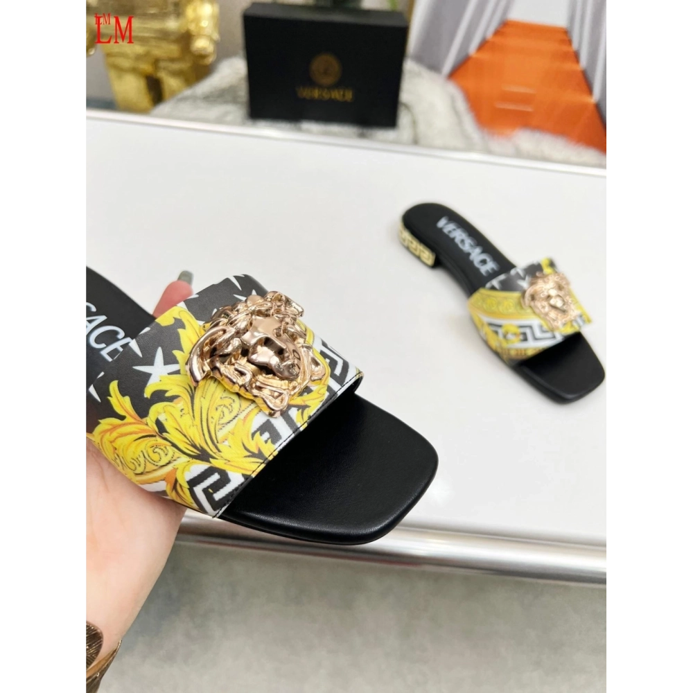 Versace slippers 115,Versace Slides,Slides Slippers,More Brands