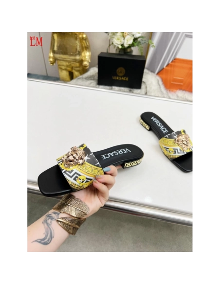 Versace slippers 115,Versace Slides,Slides Slippers,More Brands