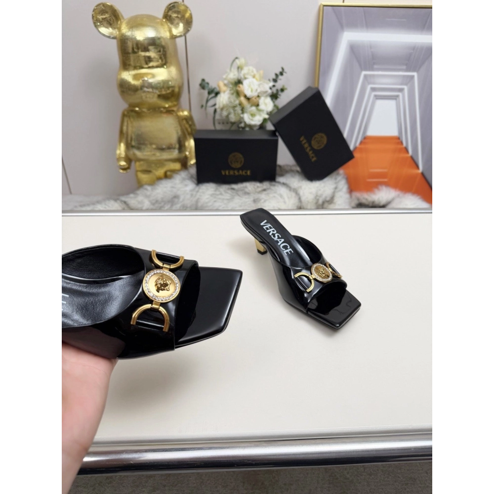 Versace slippers 127,Versace Slides,Slides Slippers,More Brands