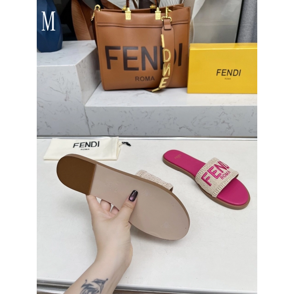 Fendi Slippers 026,Fendi Slippers,Slides Slippers,More Brands