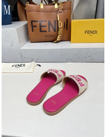 Fendi Slippers 026,Fendi Slippers,Slides Slippers,More Brands