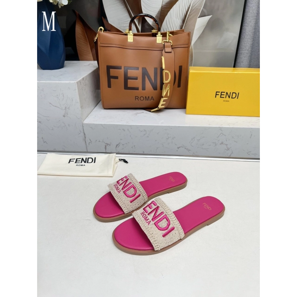 Fendi Slippers 026,Fendi Slippers,Slides Slippers,More Brands
