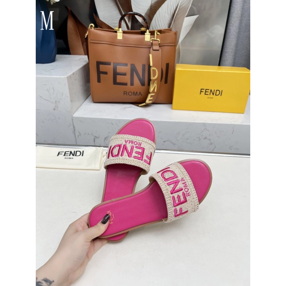 Fendi Slippers 026,Fendi Slippers,Slides Slippers,More Brands