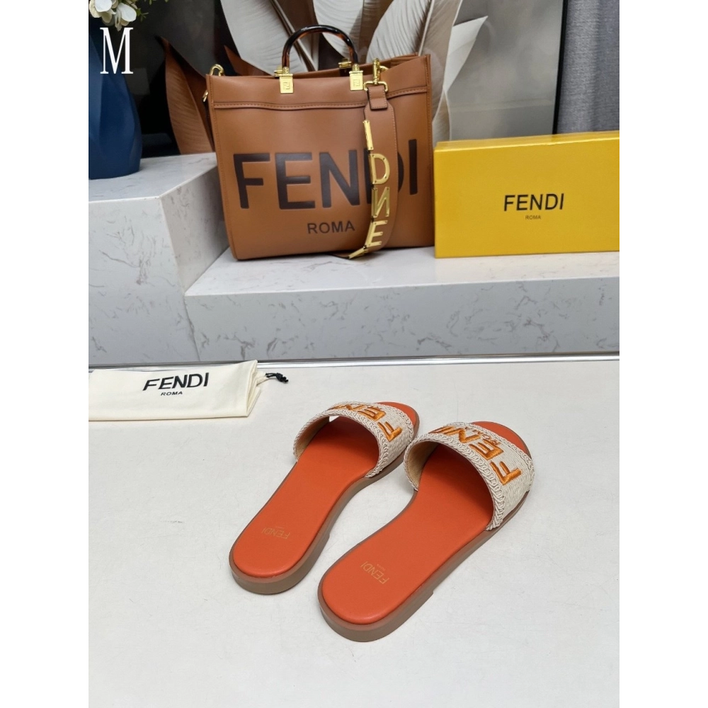 Fendi Slippers 027,Fendi Slippers,Slides Slippers,More Brands