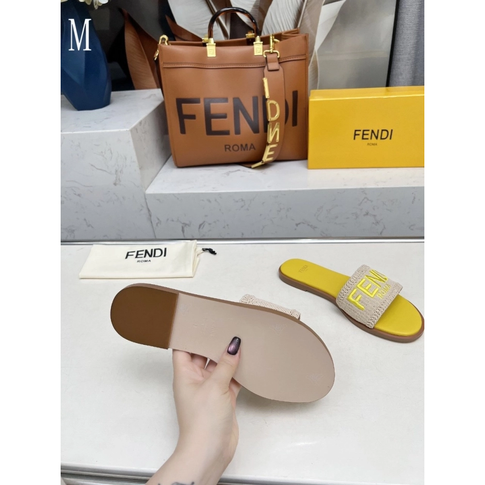 Fendi Slippers 028,Fendi Slippers,Slides Slippers,More Brands