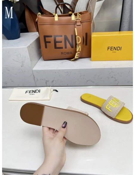 Fendi Slippers 028,Fendi Slippers,Slides Slippers,More Brands