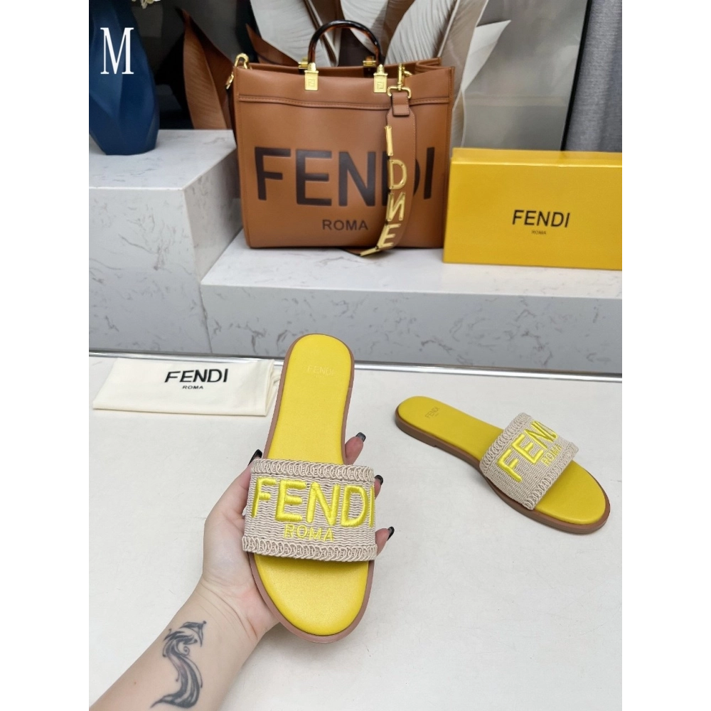 Fendi Slippers 028,Fendi Slippers,Slides Slippers,More Brands