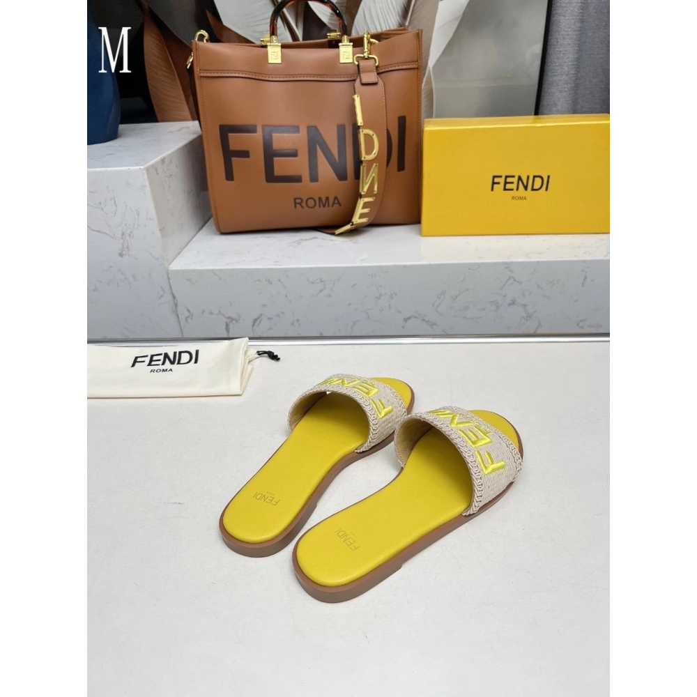 Fendi Slippers 028,Fendi Slippers,Slides Slippers,More Brands