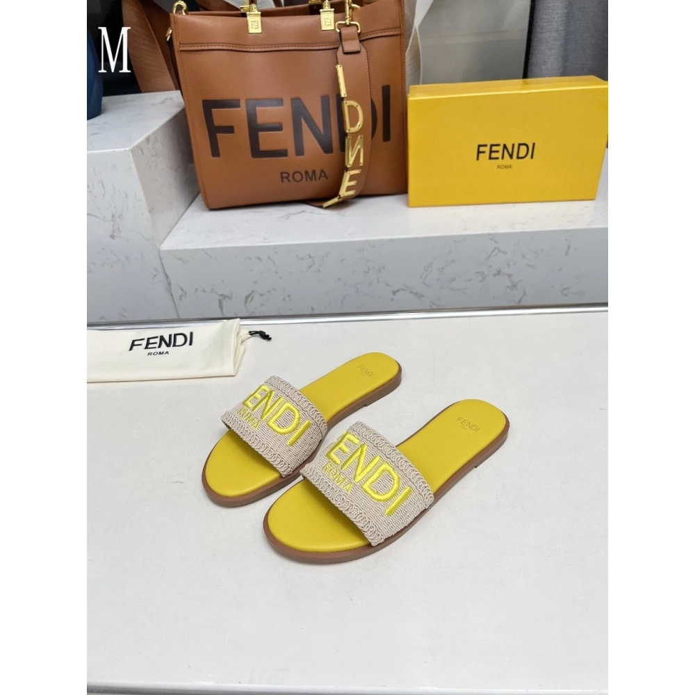 Fendi Slippers 028,Fendi Slippers,Slides Slippers,More Brands
