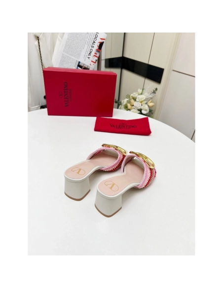 Valentino slippers 112,Valentino Slippers,Slides Slippers,More Brands