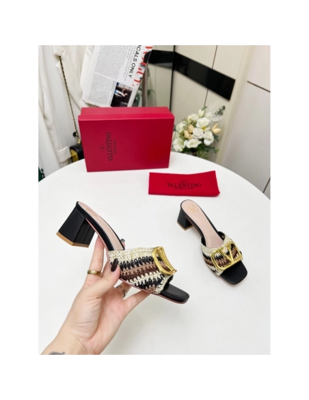 Valentino slippers 113,Valentino Slippers,Slides Slippers,More Brands