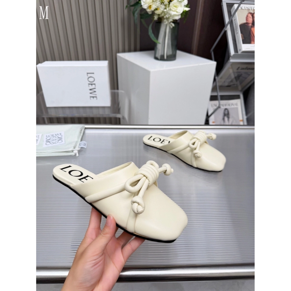 LOEWE Slippers 006,Loewe Slippers,Slides Slippers,More Brands