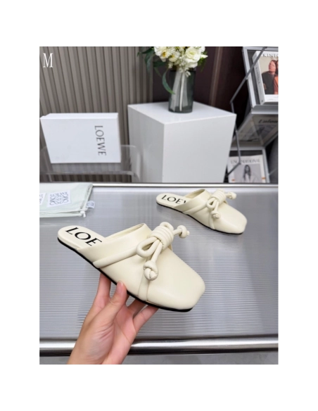 LOEWE Slippers 006,Loewe Slippers,Slides Slippers,More Brands