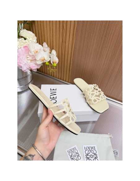 LOEWE Slippers 011,Loewe Slippers,Slides Slippers,More Brands