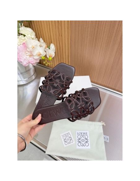 LOEWE Slippers 012,Loewe Slippers,Slides Slippers,More Brands