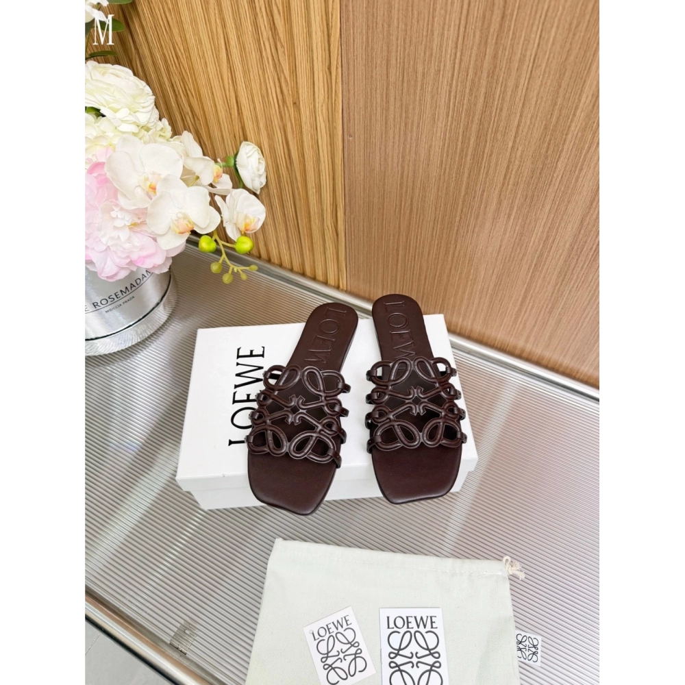 LOEWE Slippers 012,Loewe Slippers,Slides Slippers,More Brands