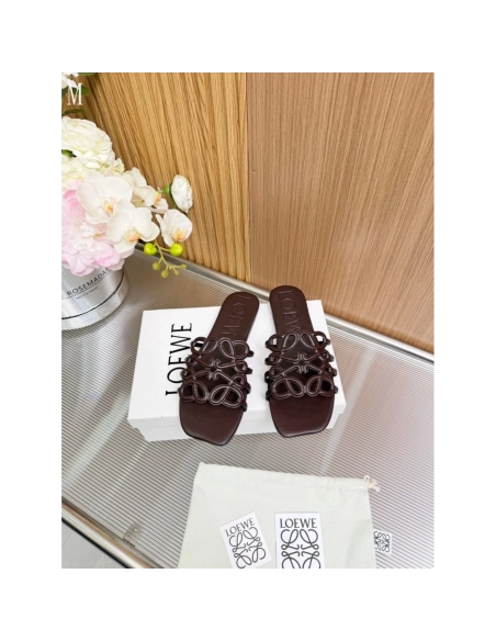 LOEWE Slippers 012,Loewe Slippers,Slides Slippers,More Brands