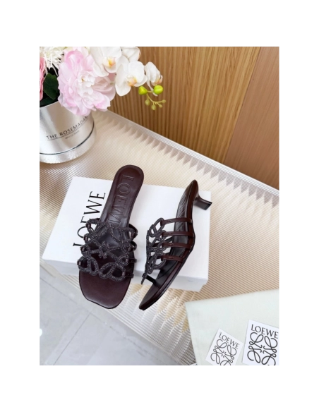 LOEWE Slippers 016,Loewe Slippers,Slides Slippers,More Brands