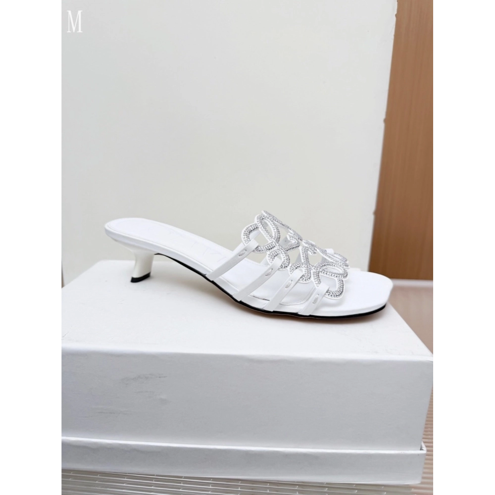LOEWE Slippers 017,Loewe Slippers,Slides Slippers,More Brands