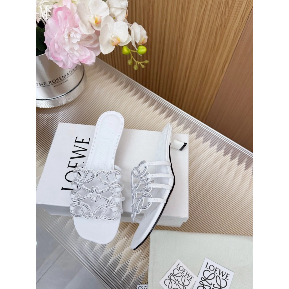 LOEWE Slippers 017,Loewe Slippers,Slides Slippers,More Brands