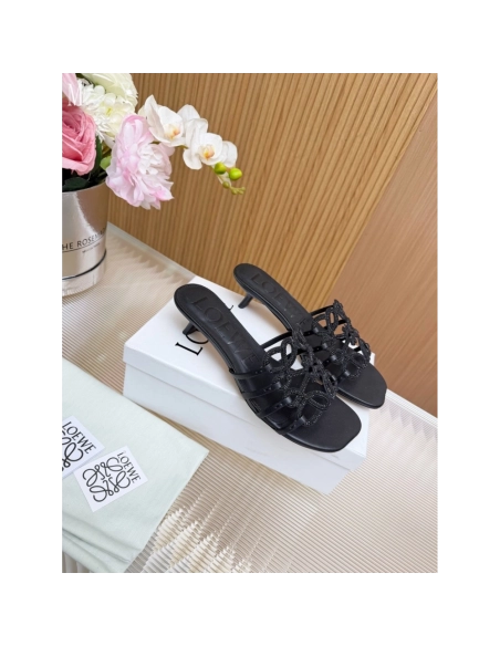 LOEWE Slippers 019,Loewe Slippers,Slides Slippers,More Brands