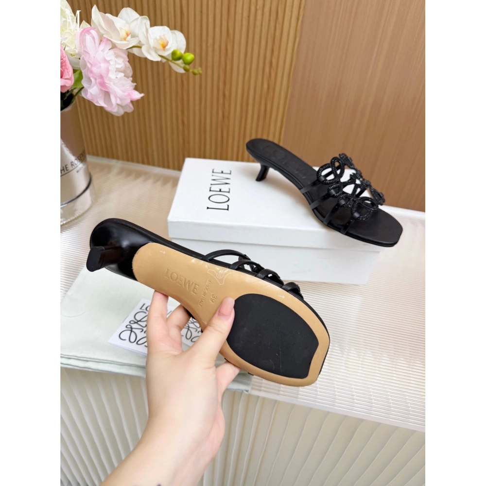 LOEWE Slippers 019,Loewe Slippers,Slides Slippers,More Brands