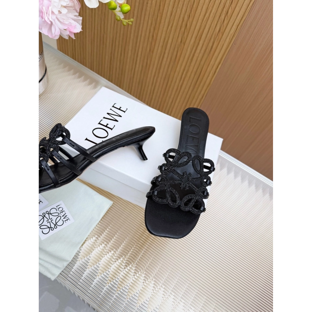 LOEWE Slippers 019,Loewe Slippers,Slides Slippers,More Brands