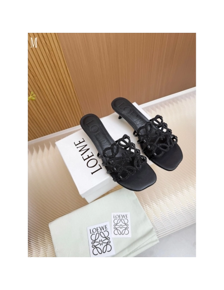 LOEWE Slippers 019,Loewe Slippers,Slides Slippers,More Brands