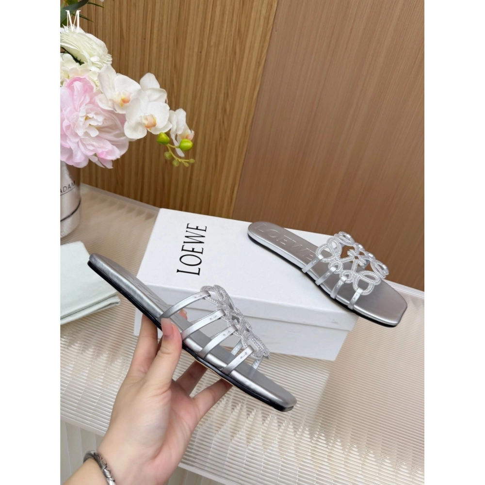 LOEWE Slippers 020,Loewe Slippers,Slides Slippers,More Brands