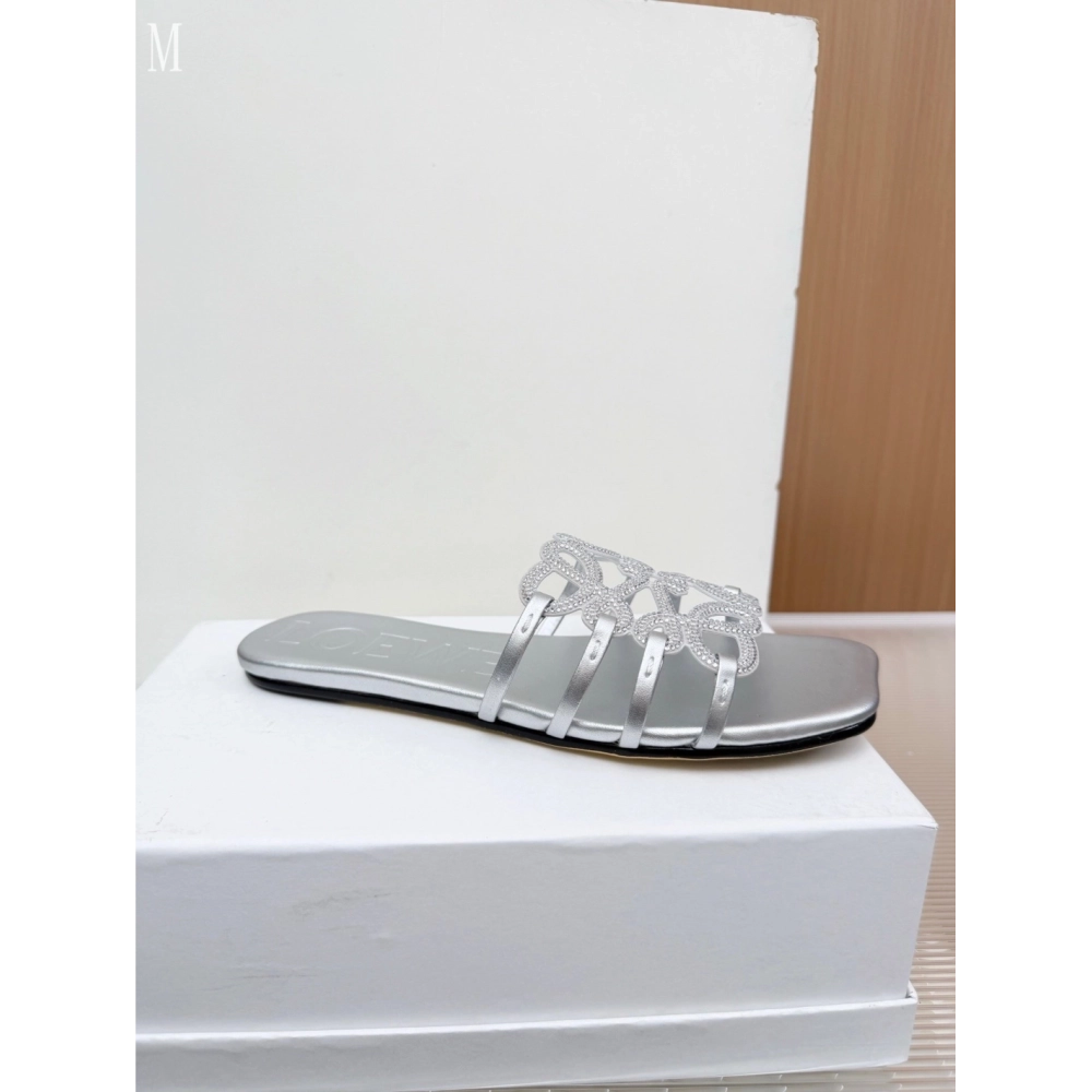 LOEWE Slippers 020,Loewe Slippers,Slides Slippers,More Brands