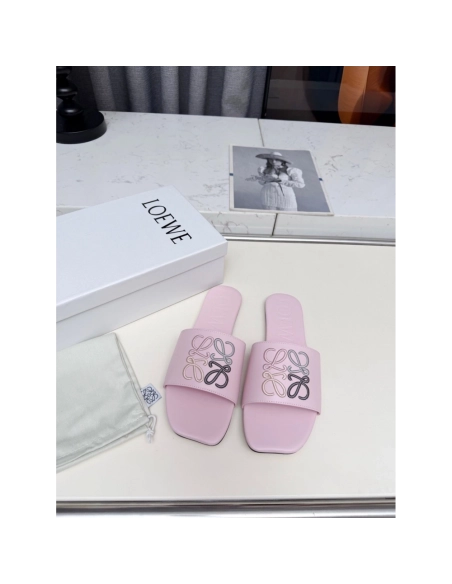 LOEWE Slippers 032,Loewe Slippers,Slides Slippers,More Brands