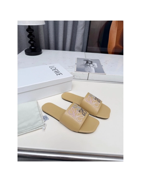 LOEWE Slippers 034,Loewe Slippers,Slides Slippers,More Brands