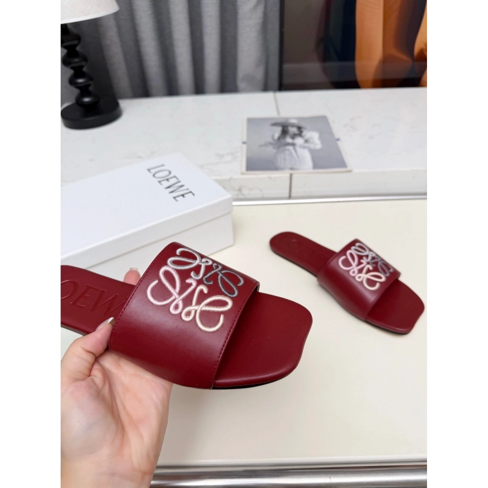 LOEWE Slippers 035,Loewe Slippers,Slides Slippers,More Brands