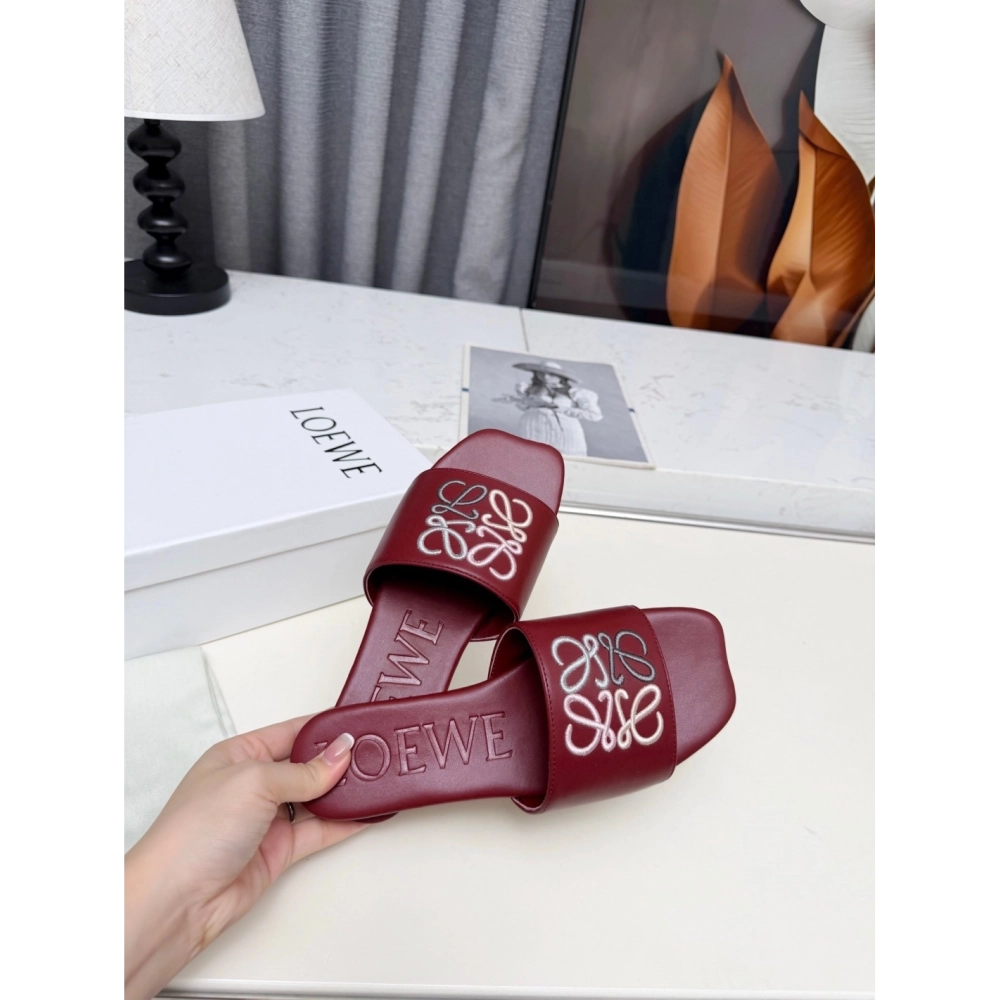 LOEWE Slippers 035,Loewe Slippers,Slides Slippers,More Brands
