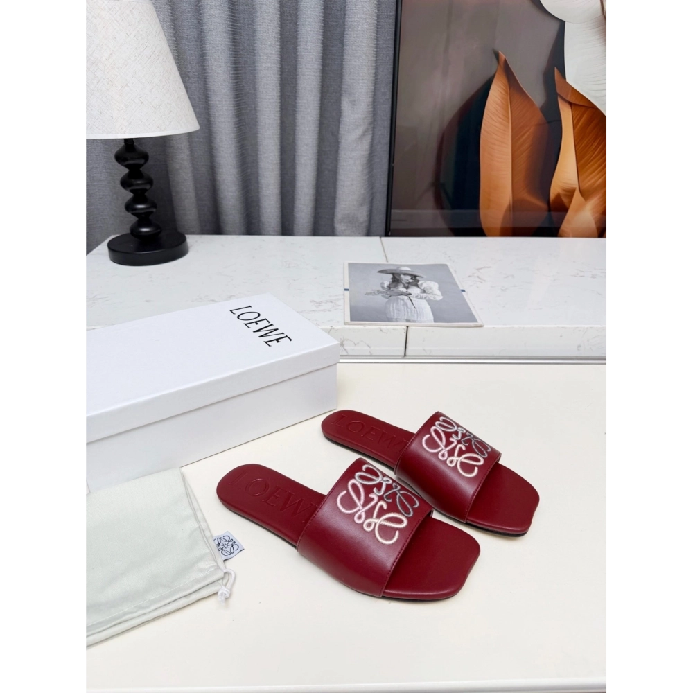LOEWE Slippers 035,Loewe Slippers,Slides Slippers,More Brands