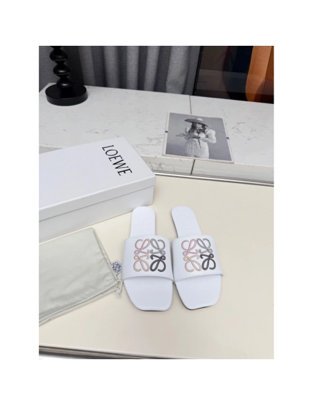 LOEWE Slippers 036,Loewe Slippers,Slides Slippers,More Brands
