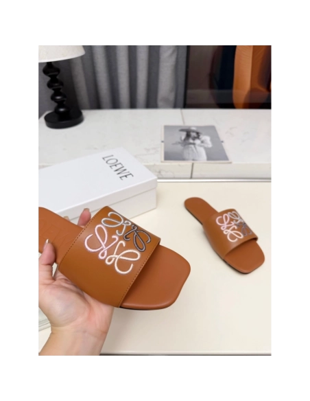 LOEWE Slippers 037,Loewe Slippers,Slides Slippers,More Brands