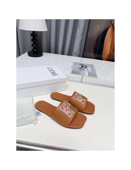 LOEWE Slippers 037,Loewe Slippers,Slides Slippers,More Brands
