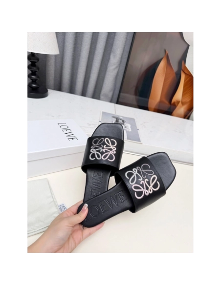 LOEWE Slippers 038,Loewe Slippers,Slides Slippers,More Brands