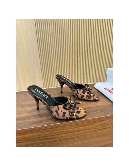 Versace slippers 118,Versace Slides,Slides Slippers,More Brands