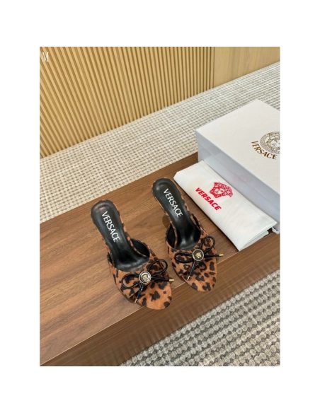 Versace slippers 118,Versace Slides,Slides Slippers,More Brands
