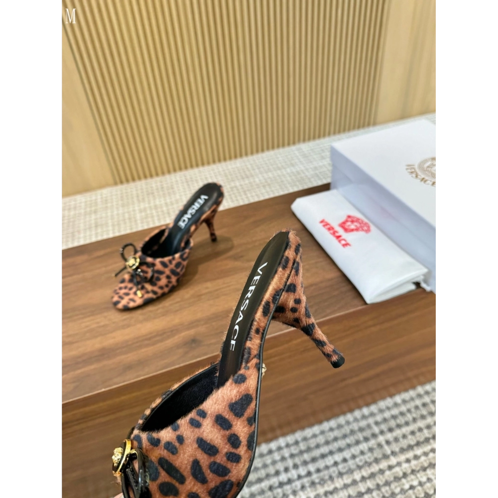 Versace slippers 119,Versace Slides,Slides Slippers,More Brands