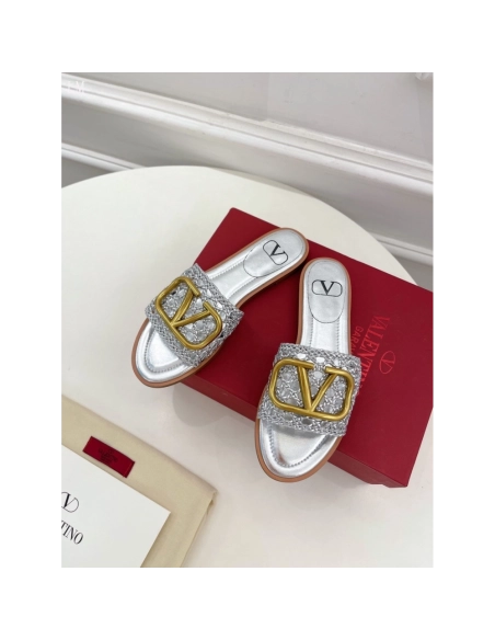 Valentino slippers 070,Valentino Slippers,Slides Slippers,More Brands