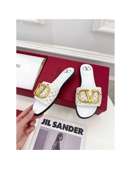 Valentino slippers 072,Valentino Slippers,Slides Slippers,More Brands
